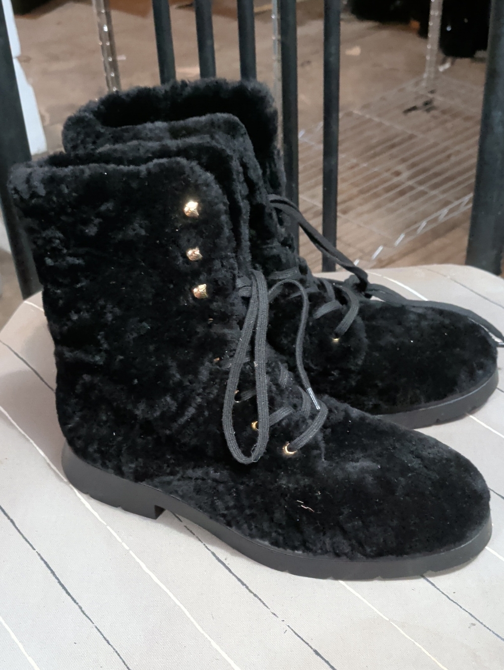 NwoB 6.5 Stuart Weitzman boots